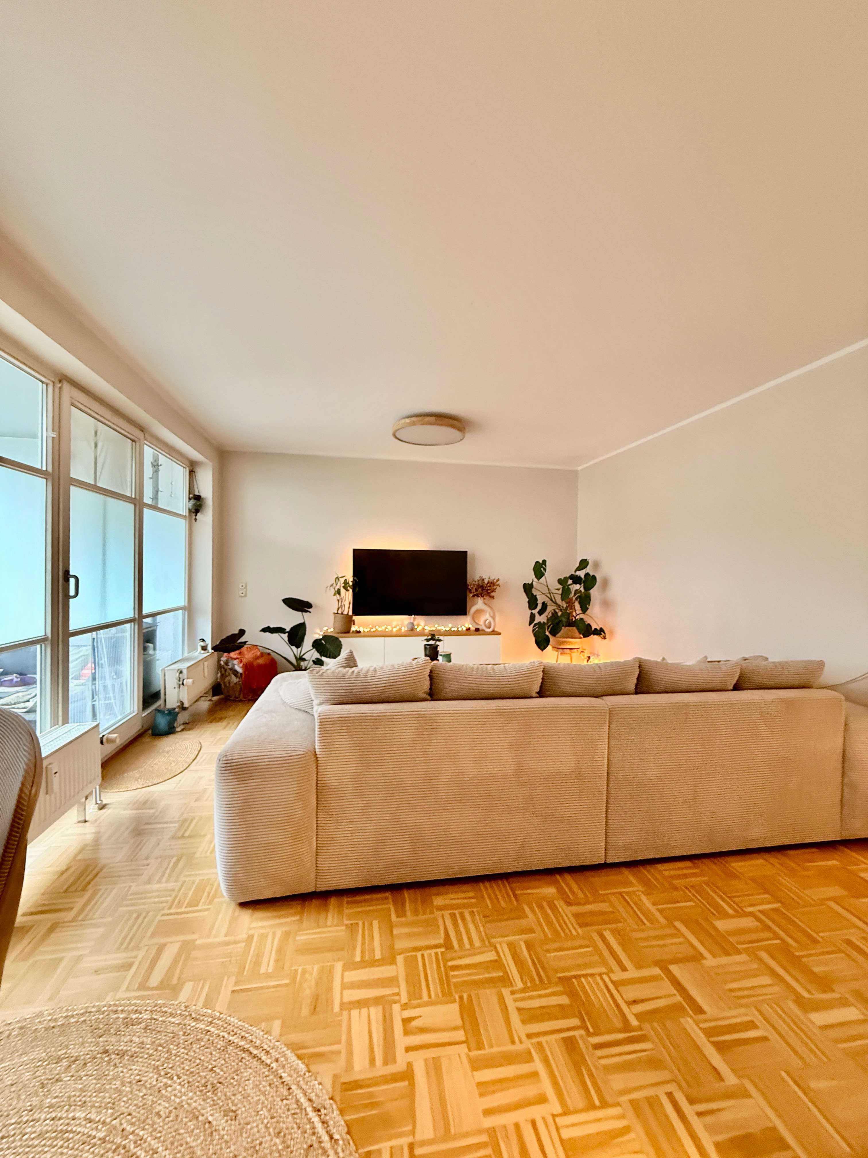 Thumbnail-Wohnung zum Kaufen in Köln 175.000,00 € 46.79 m²