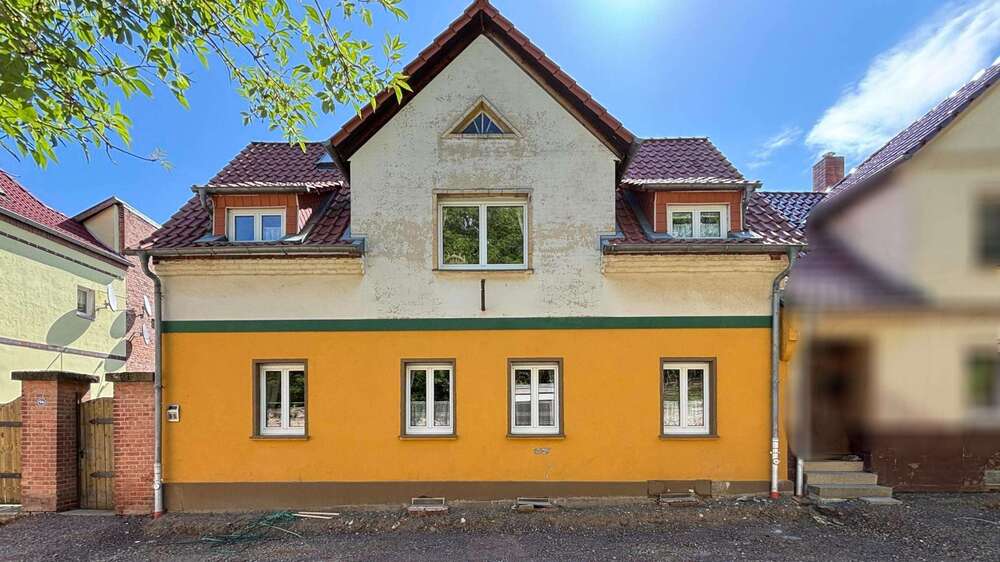 Thumbnail-Haus zum Kaufen in Reinstedt 160.000,00 € 161 m²