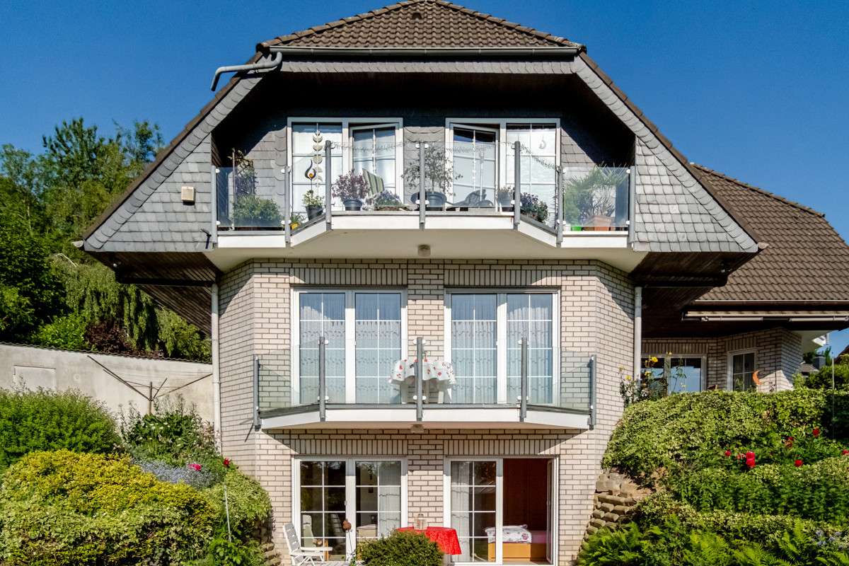 Thumbnail-Haus zum Kaufen in Wuppertal 649.000,00 € 210 m²