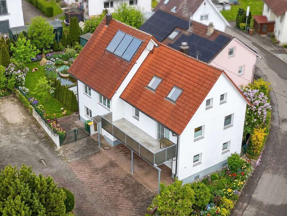 Thumbnail-Haus zum Kaufen in Bad Dürrheim 350.000,00 € 183 m²