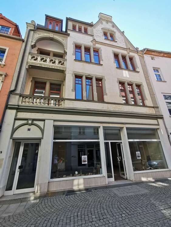 Thumbnail-Wohnung zum Mieten in Zeitz 332,00 € 67 m²