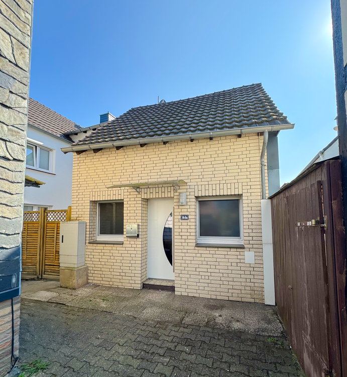 Thumbnail-Haus zum Mieten in Leverkusen 850,00 € 63 m²