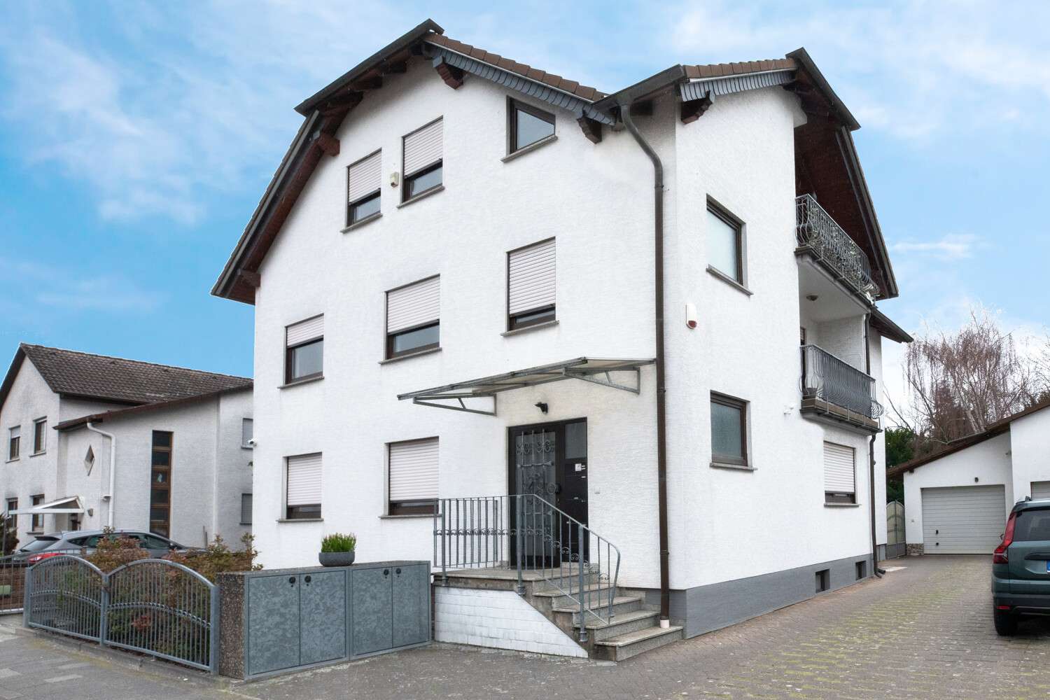 Thumbnail-Wohnung zum Kaufen in Dreieich 350.000,00 € 99.93 m²