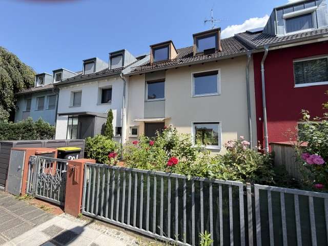 Thumbnail-Haus zum Kaufen in Nürnberg 669.000,00 € 129 m²