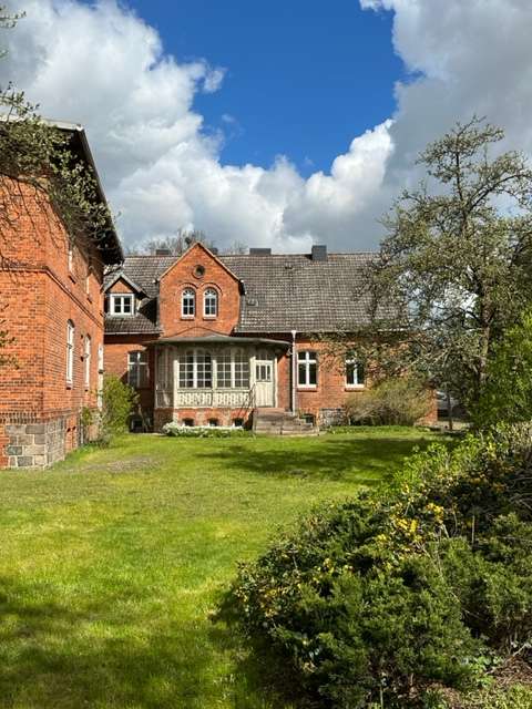 Thumbnail-Haus zum Kaufen in Gardelegen OT Jäventiz 349.000,00 € 375 m²