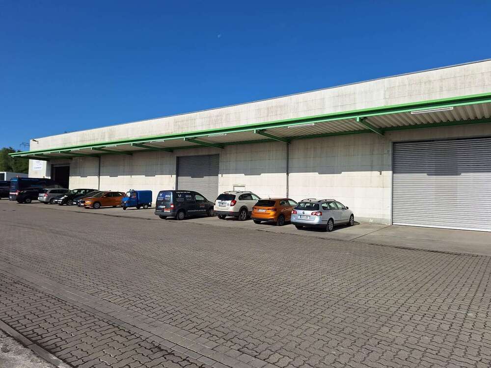 Thumbnail-Halle in Greifswald 1.950,00 € 300 m²