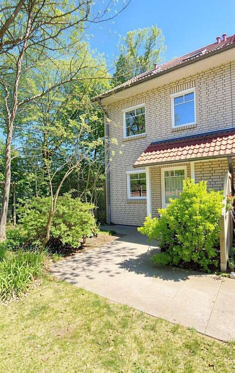 Thumbnail-Haus zum Mieten in Bremen 1.490,00 € 141 m²