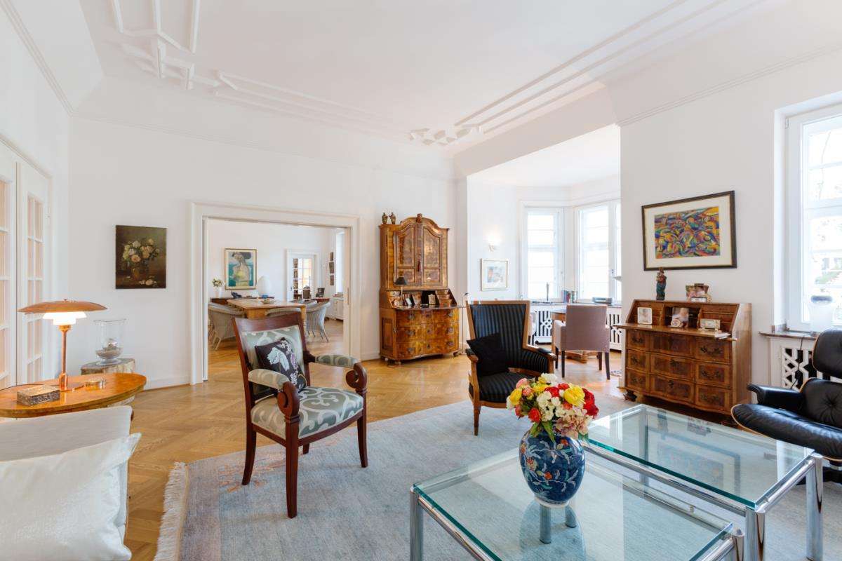 Thumbnail-Wohnung zum Kaufen in Düsseldorf 2.150.000,00 € 250 m²