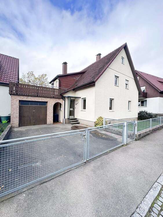 Thumbnail-Haus zum Kaufen in Holzgerlingen 449.000,00 € 130 m²