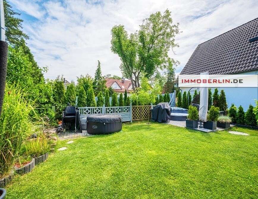 Thumbnail-Haus zum Kaufen in Berlin 829.000,00 € 203 m²