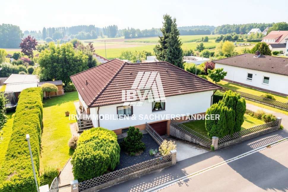 Thumbnail-Haus zum Kaufen in Amberg-Fuchsstein 329.000,00 € 120 m²