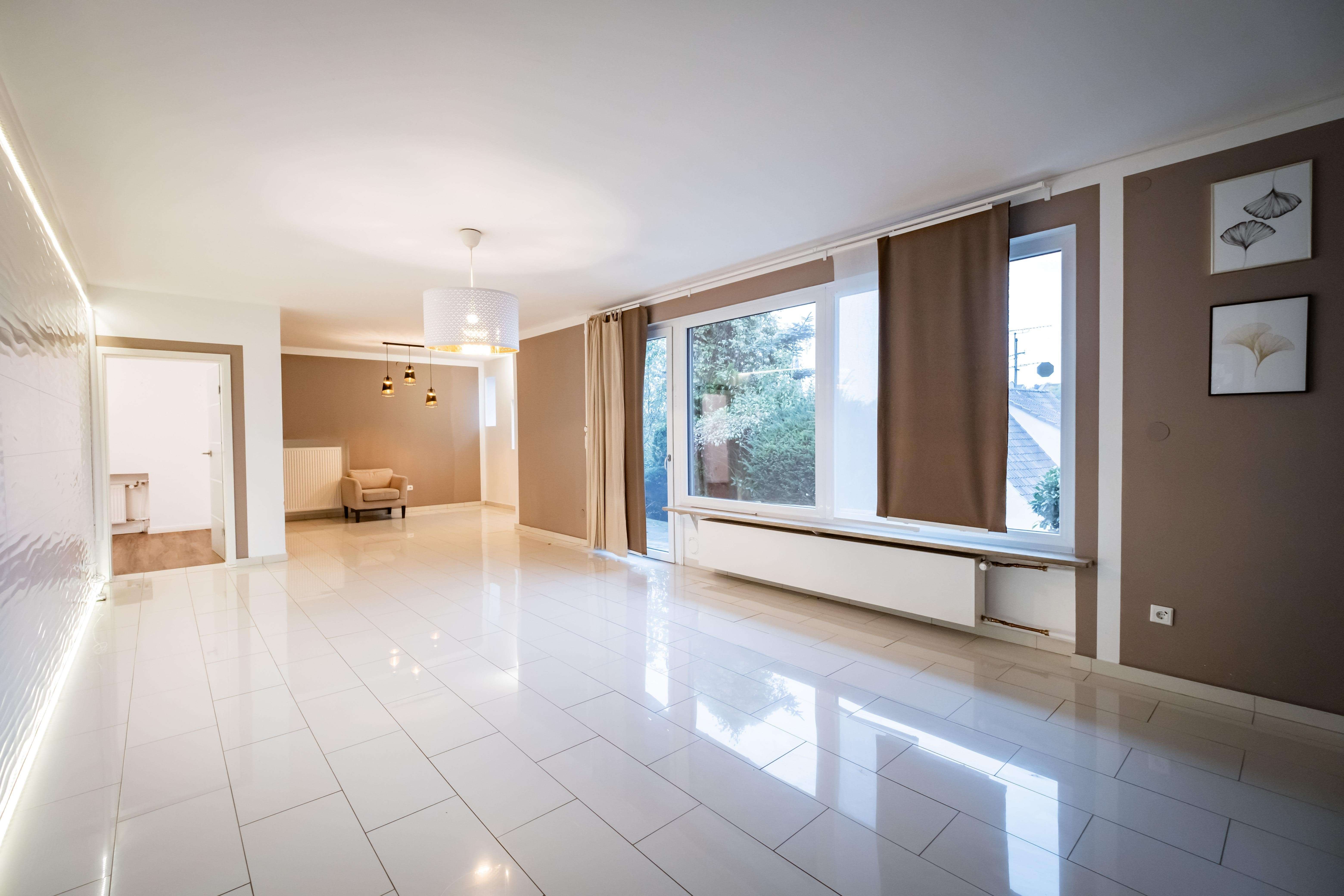 Thumbnail-Haus zum Kaufen in Dittelbrunn 465.000,00 € 211 m²