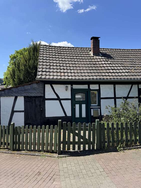 Thumbnail-Haus zum Kaufen in Bergisch Gladbach 549.000,00 € 70 m²