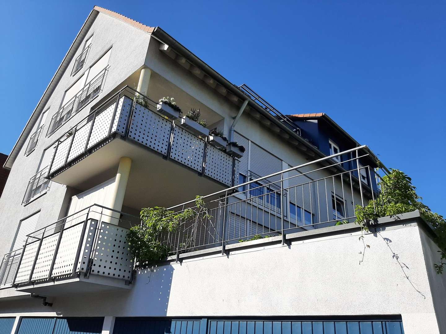 Thumbnail-Wohnung zum Kaufen in Weinstadt 444.000,00 € 112 m²