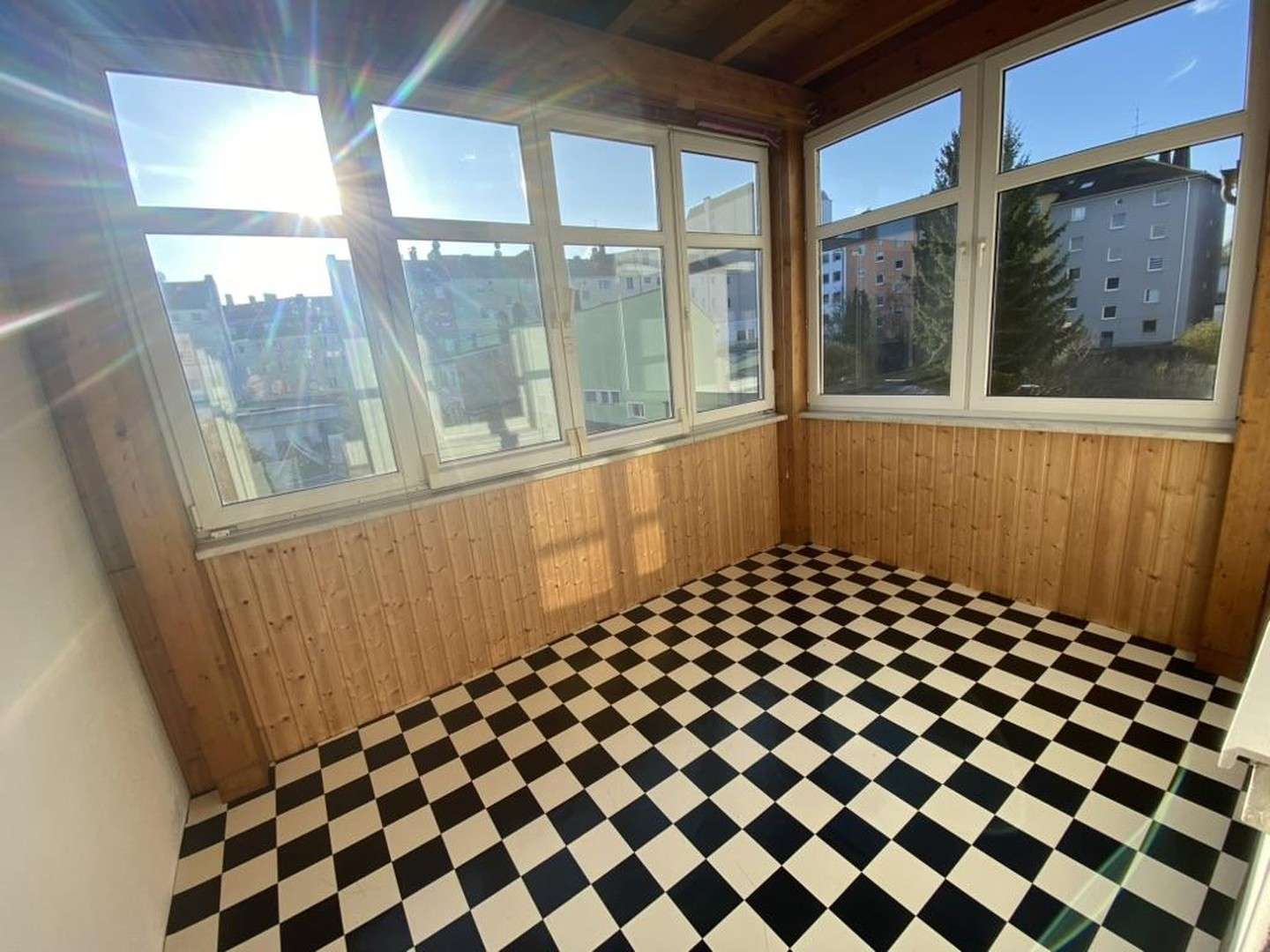 Thumbnail-Wohnung zum Mieten in Hof 650,00 € 100 m²