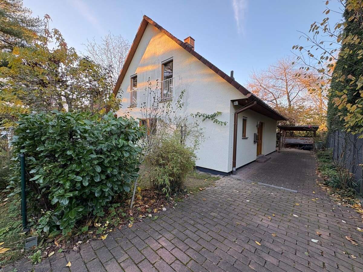 Thumbnail-Haus zum Kaufen in Bergisch Gladbach 699.000,00 € 147 m²