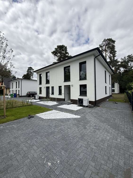 Thumbnail-Haus zum Kaufen in Brandenburg - Blankenfelde-Mahlow 590.000,00 € 118 m²