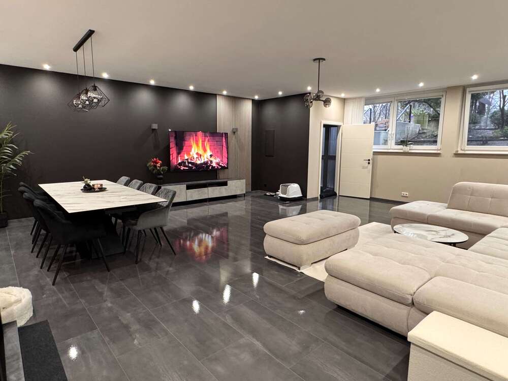 Thumbnail-Wohnung zum Kaufen in Krefeld 349.900,00 € 163 m²