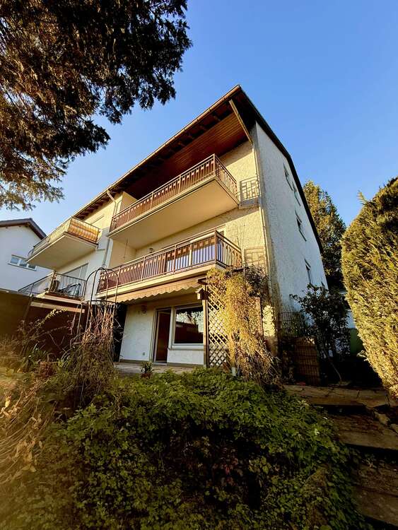 Thumbnail-Haus zum Kaufen in Niedernhausen 635.000,00 € 192 m²