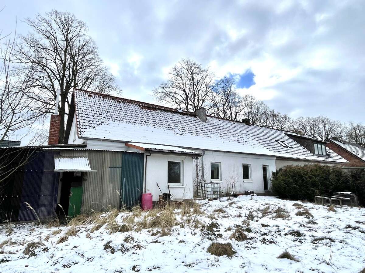 Thumbnail-Haus zum Kaufen in Bartow Pritzenow 64.000,00 € 145.6 m²