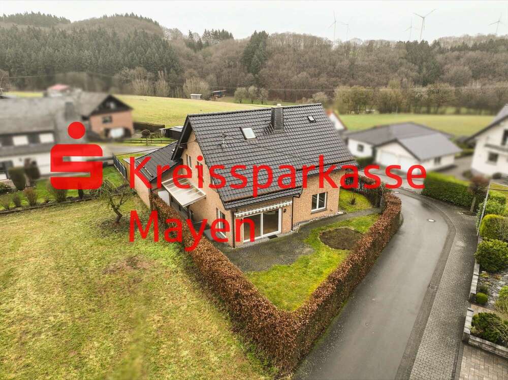 Thumbnail-Haus zum Kaufen in Luxem 434.000,00 € 190 m²