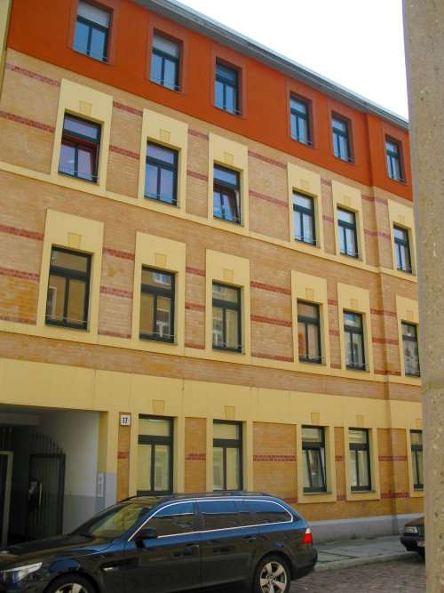 Thumbnail-Wohnung zum Mieten in Halle 408,00 € 68 m²