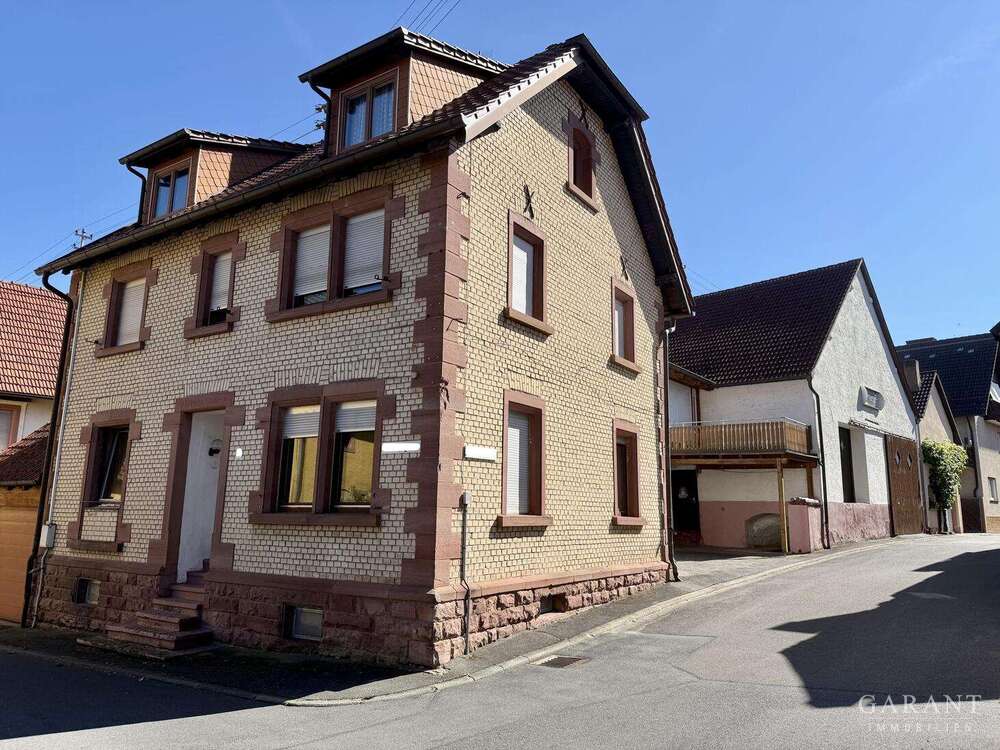 Thumbnail-Haus zum Kaufen in Tauberbischofsheim 220.000,00 € 190 m²