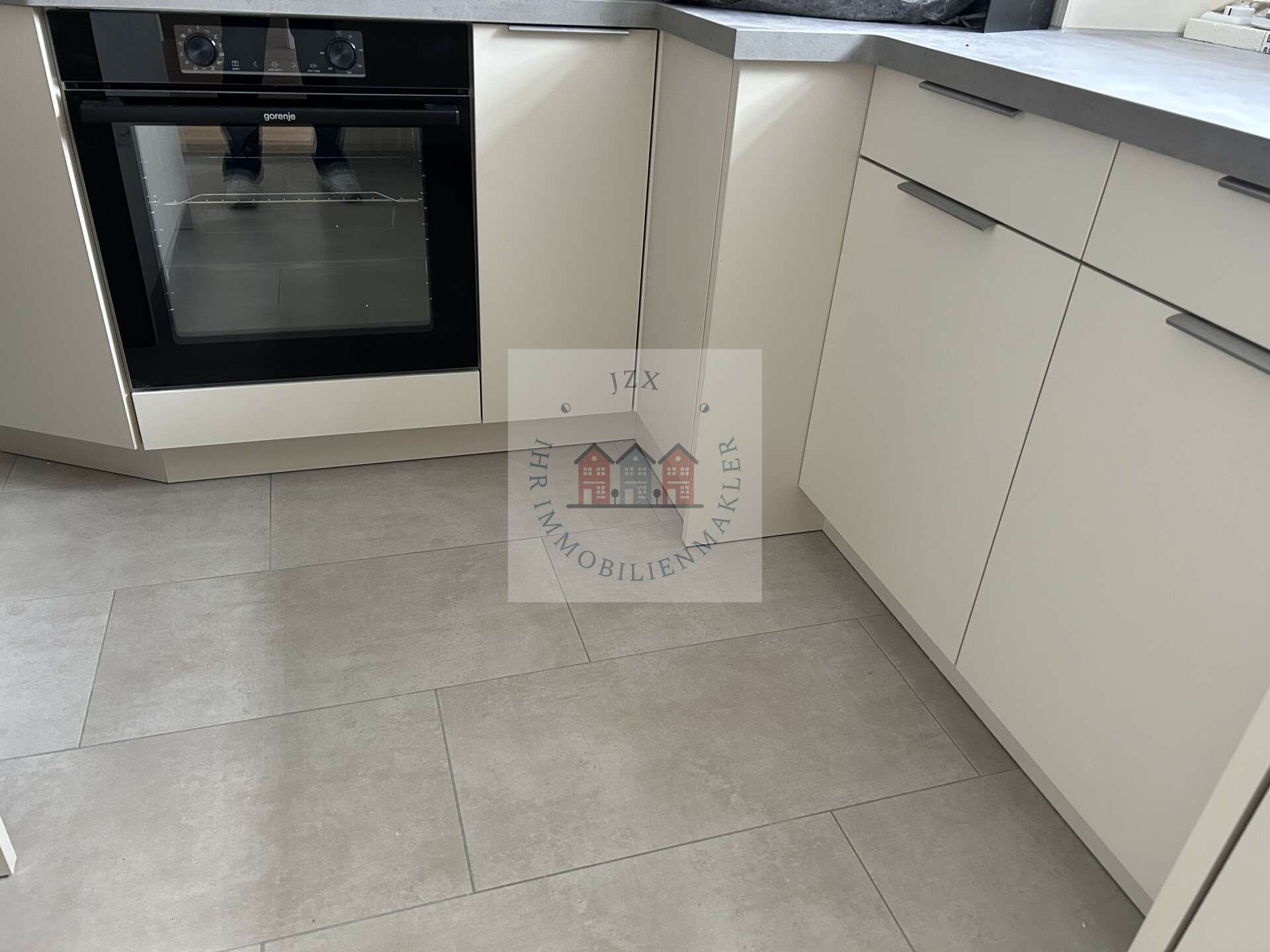 Thumbnail-Wohnung zum Mieten in Zwickau 360,00 € 48 m²