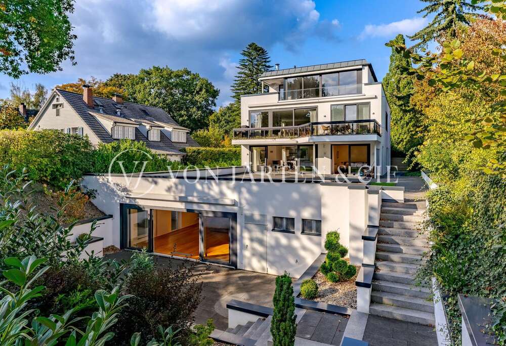 Thumbnail-Wohnung zum Kaufen in Hamburg 2.370.000,00 € 370 m²