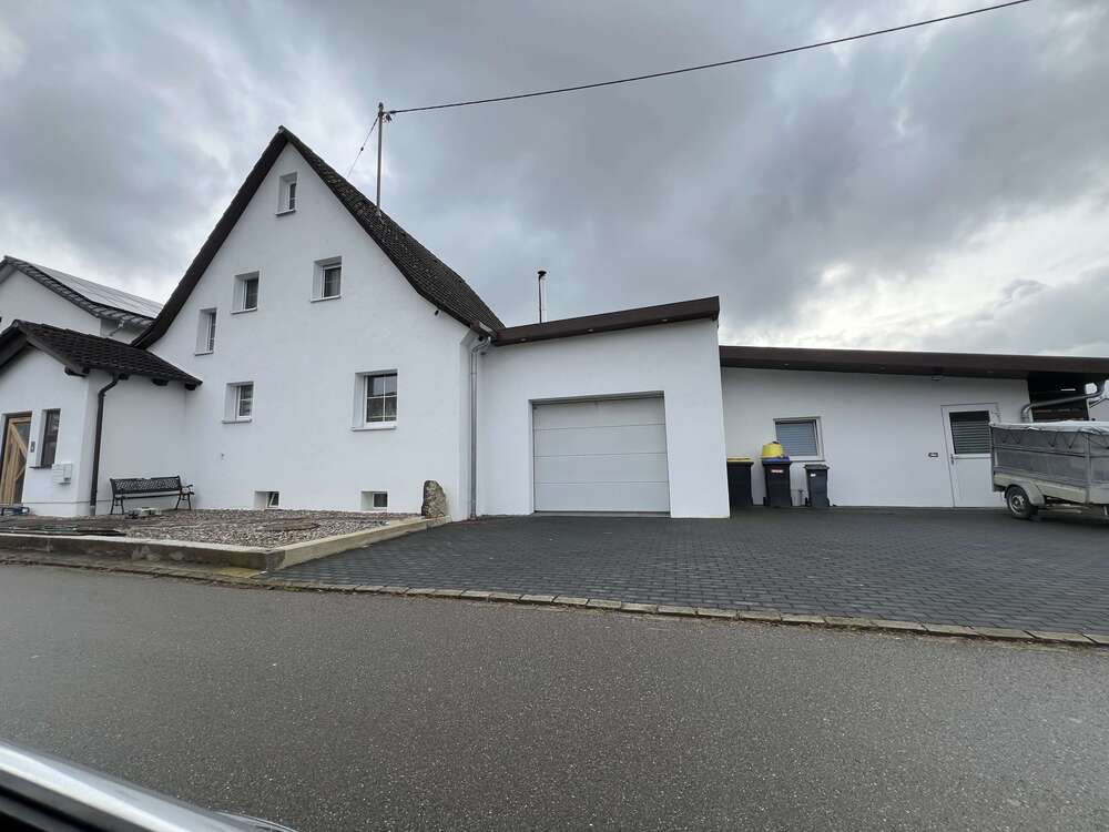 Thumbnail-Haus zum Kaufen in Illertissen Jedesheim 690.000,00 € 130 m²