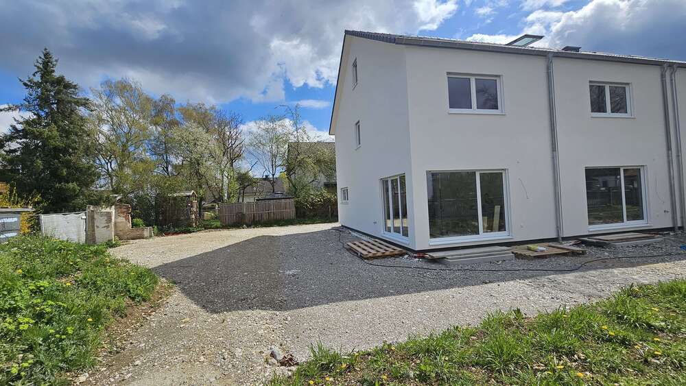 Thumbnail-Haus zum Kaufen in Brunnthal 1.049.000,00 € 134 m²