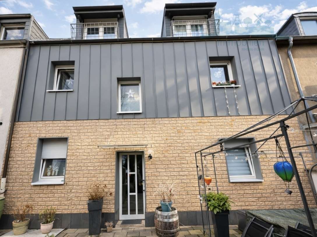 Thumbnail-Haus zum Kaufen in Oberhausen Schlad 399.000,00 € 196 m²