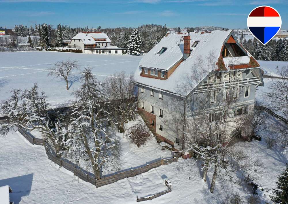 Thumbnail-Haus zum Kaufen in Höchenschwand 619.000,00 € 449 m²