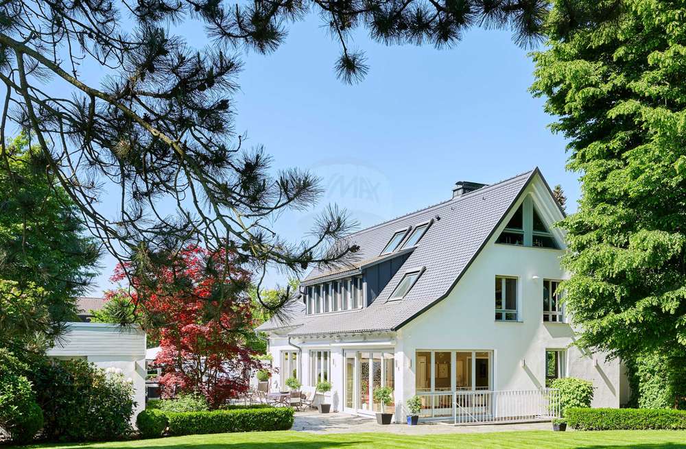 Thumbnail-Haus zum Kaufen in Bad Homburg 3.200.000,00 € 354 m²
