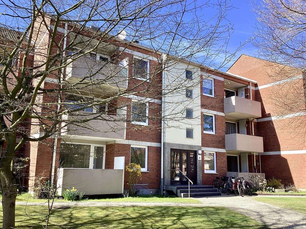Thumbnail-Wohnung zum Kaufen in Cuxhaven 189.000,00 € 64 m²