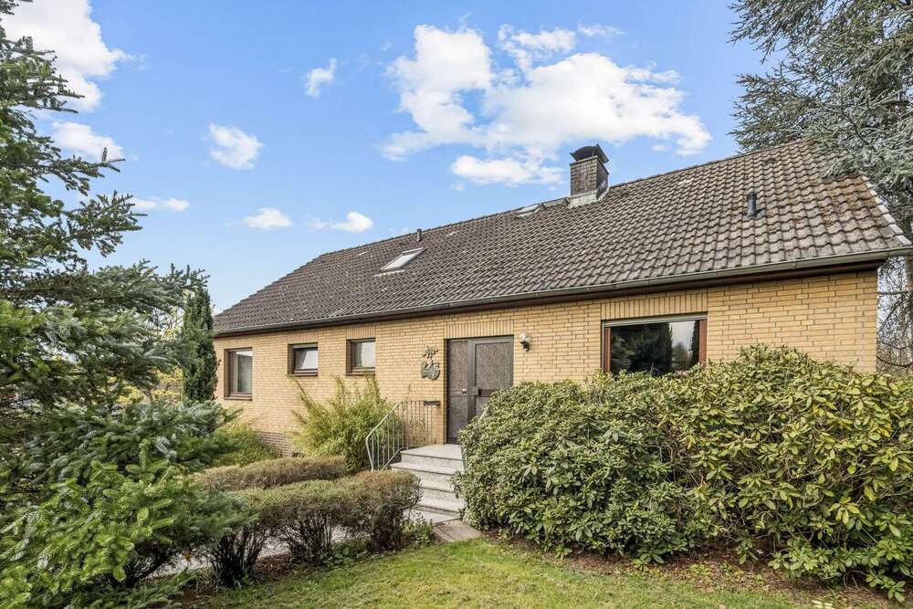 Thumbnail-Haus zum Kaufen in Aßlar 395.000,00 € 128.7 m²