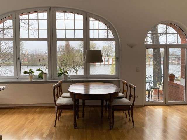 Thumbnail-Wohnung zum Kaufen in Berlin 1.100.000,00 € 158 m²