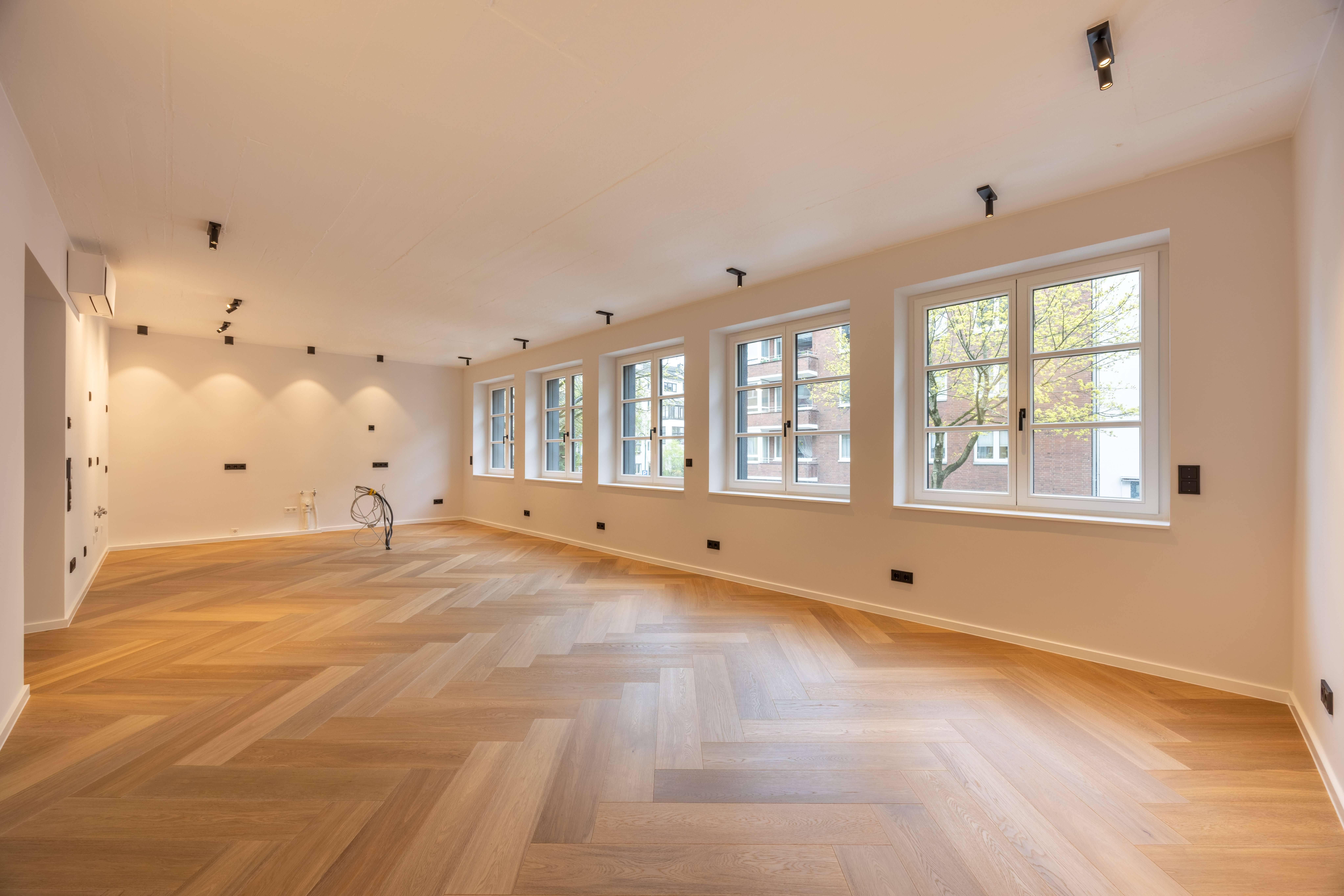 Thumbnail-Wohnung zum Mieten in Düsseldorf 2.200,00 € 84.87 m²