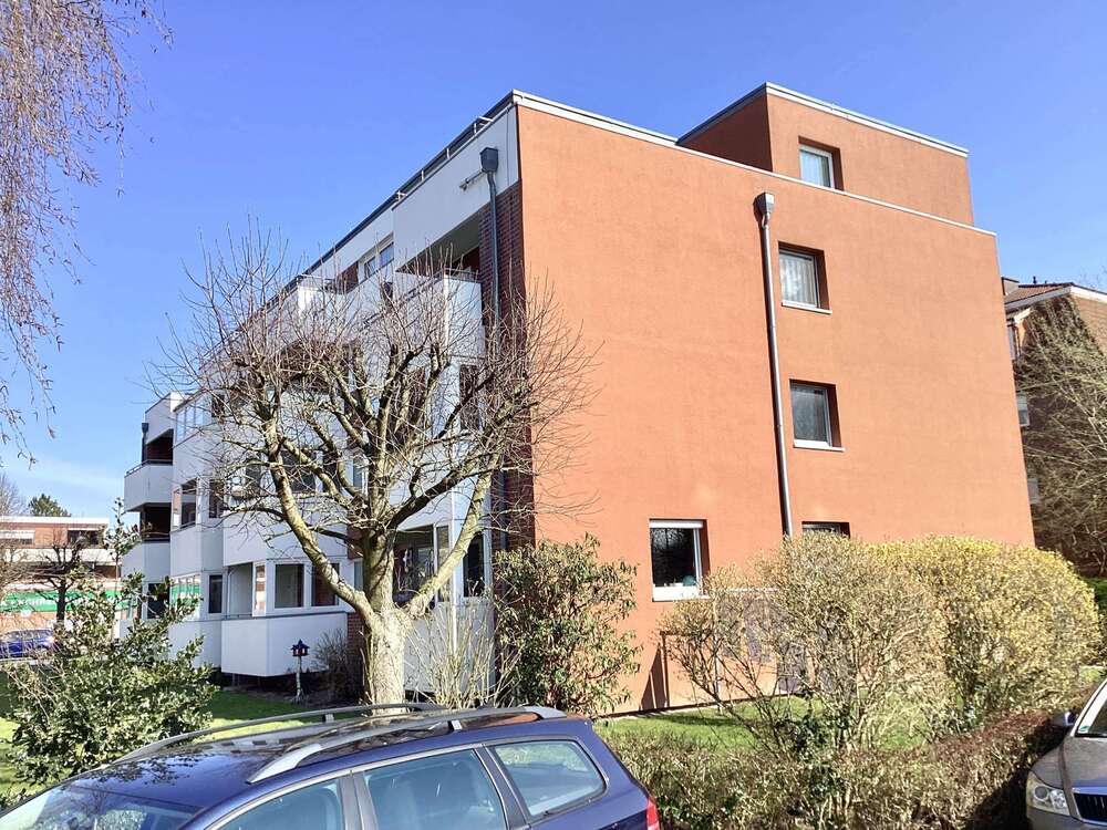 Thumbnail-Wohnung zum Kaufen in Cuxhaven 151.000,00 € 78 m²