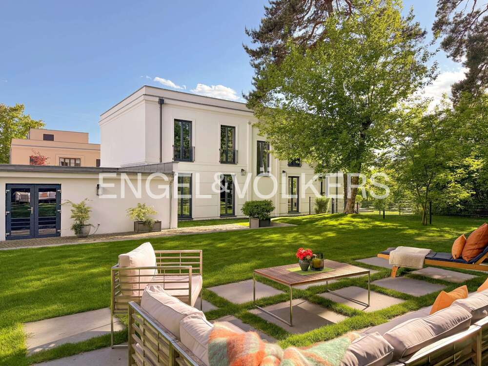 Thumbnail-Haus zum Kaufen in Potsdam 1.790.000,00 € 276 m²