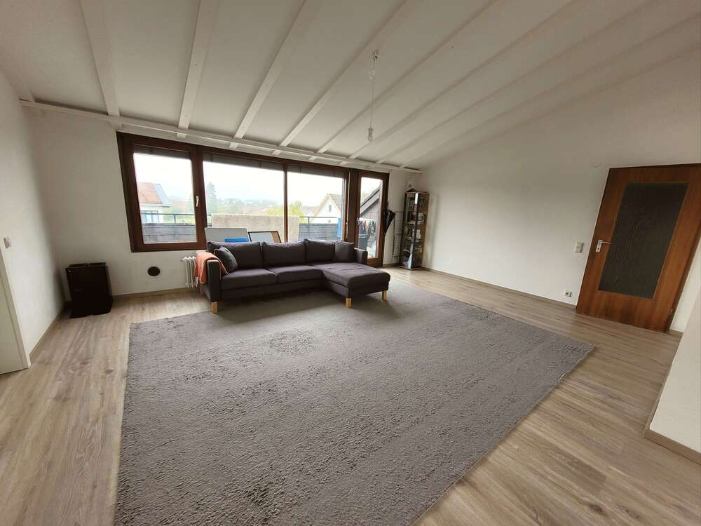 Thumbnail-Wohnung zum Mieten in Stutensee-Blankenloch 1.300,00 € 120 m²