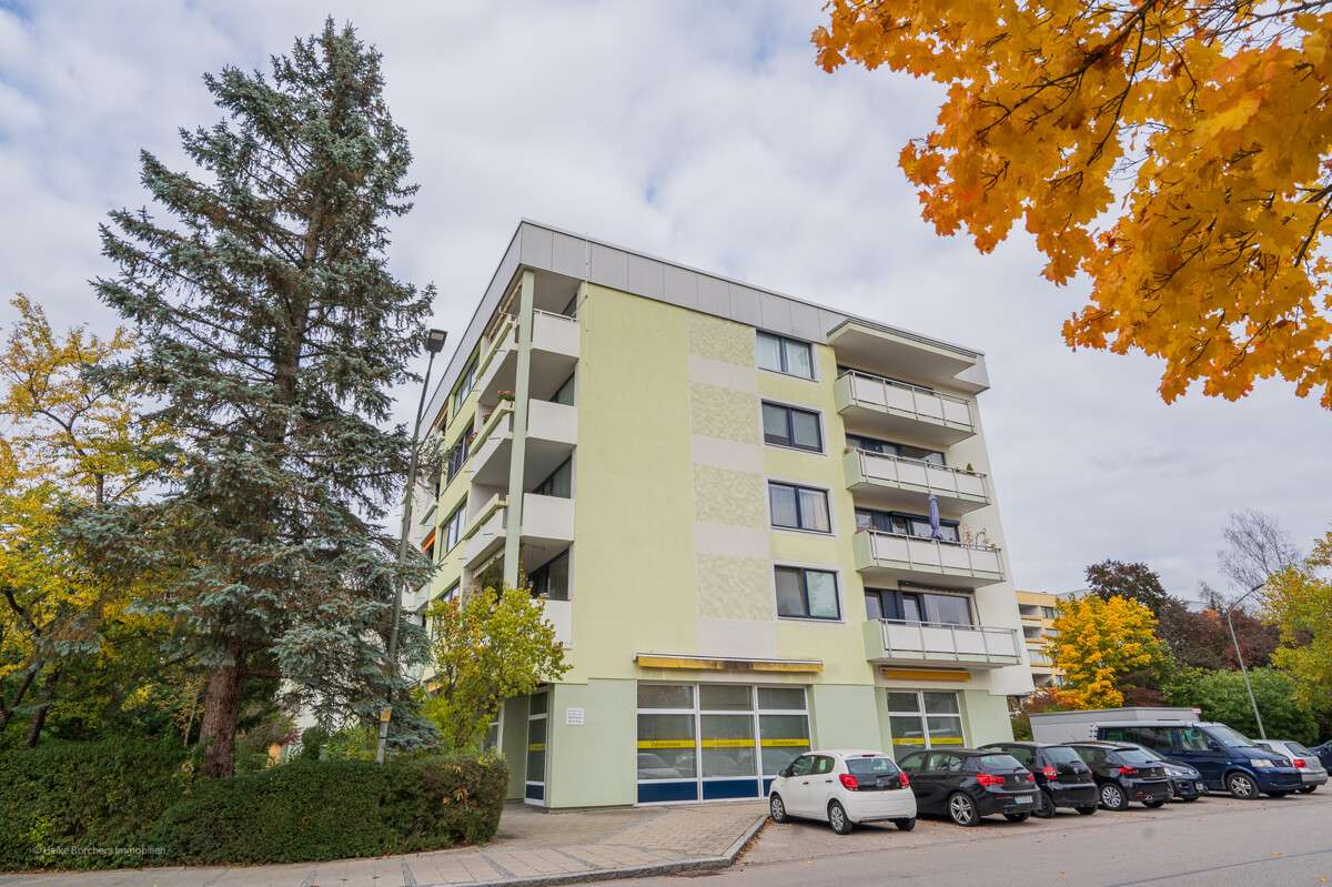 Thumbnail-Wohnung zum Mieten in Unterhaching 765,00 € 32.69 m²