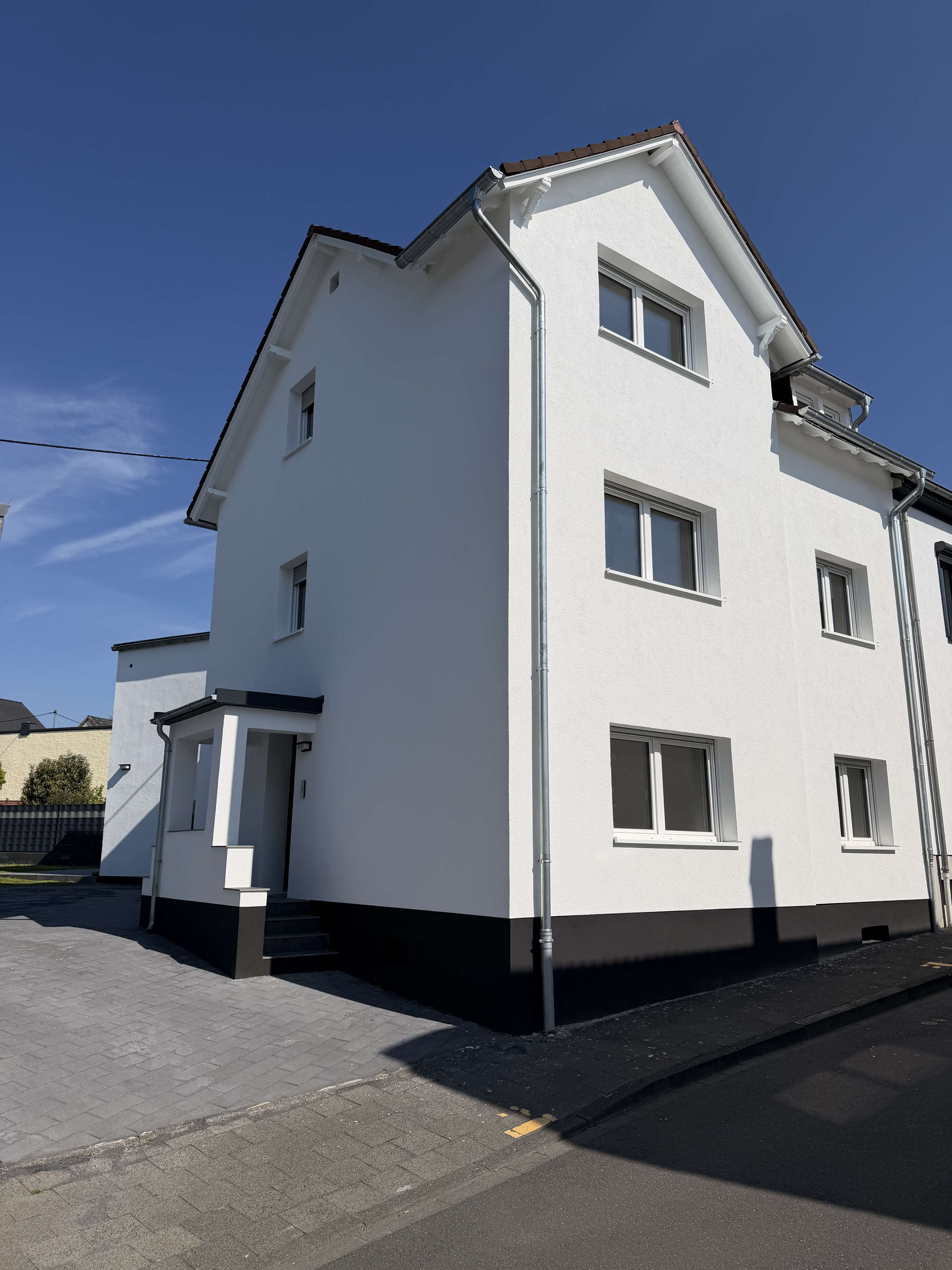 Thumbnail-Haus zum Kaufen in Heimbach-Weis 469.000,00 € 170 m²