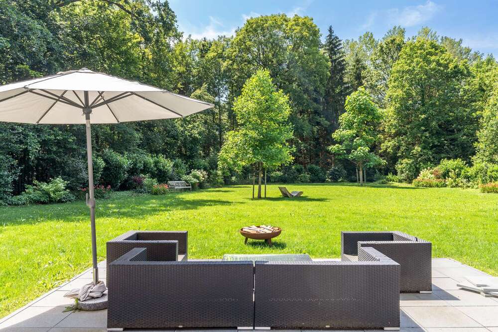 Thumbnail-Haus zum Kaufen in Vaterstetten 3.680.000,00 € 407 m²