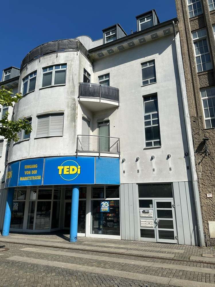 Thumbnail-Wohnung zum Mieten in Wilhelmshaven 330,00 € 65.9 m²