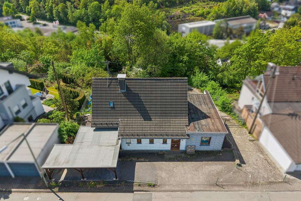 Thumbnail-Haus zum Kaufen in Siegen 159.000,00 € 133 m²