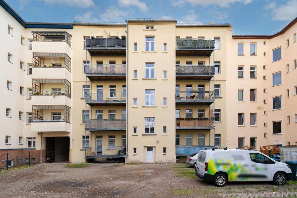 Thumbnail-Wohnung zum Kaufen in Leipzig 170.000,00 € 76.34 m²