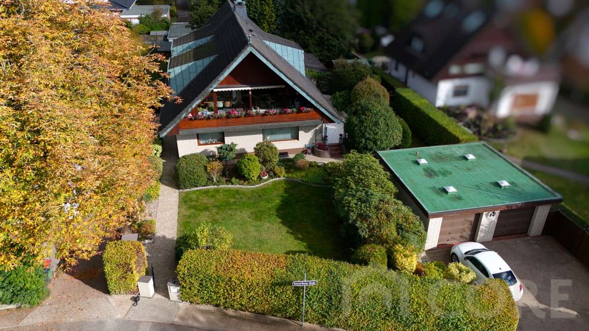 Thumbnail-Haus zum Kaufen in Hamburg Sasel 1.475.000,00 € 328 m²