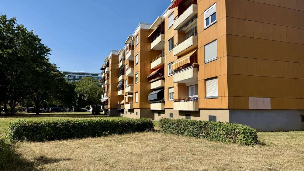 Thumbnail-Wohnung zum Kaufen in Frankfurt 400.000,00 € 91.52 m²