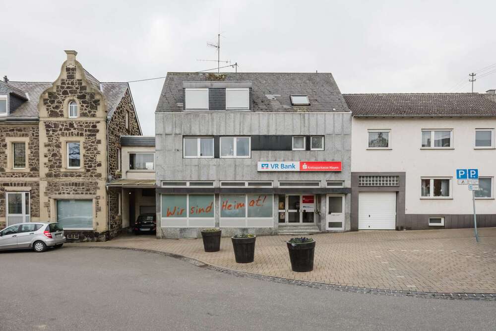 Thumbnail-Haus zum Kaufen in Miesenheim 389.000,00 € 142 m²